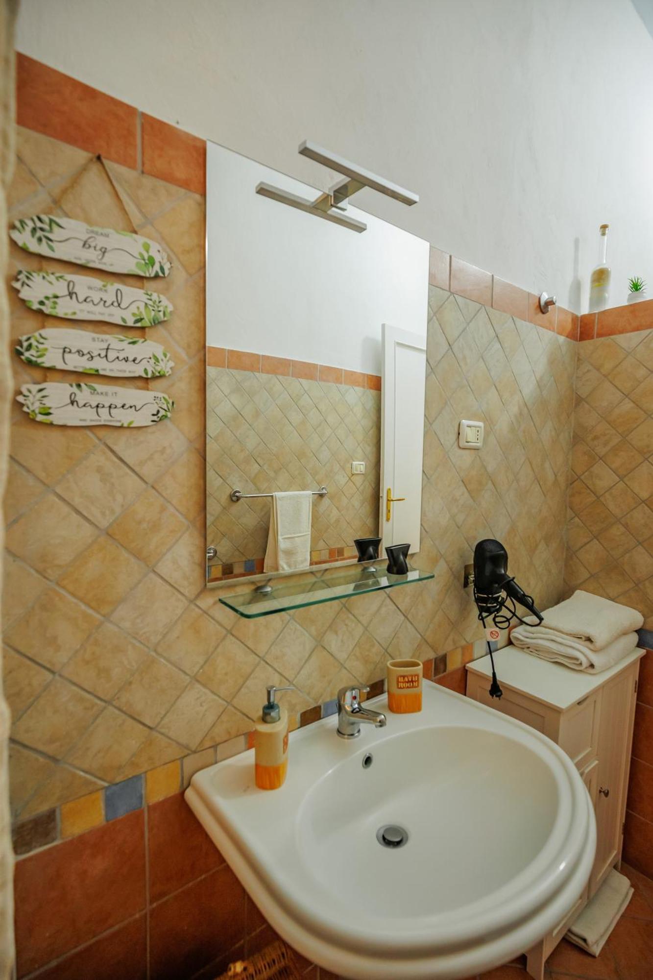 Attracco Apartment トラーパニ エクステリア 写真